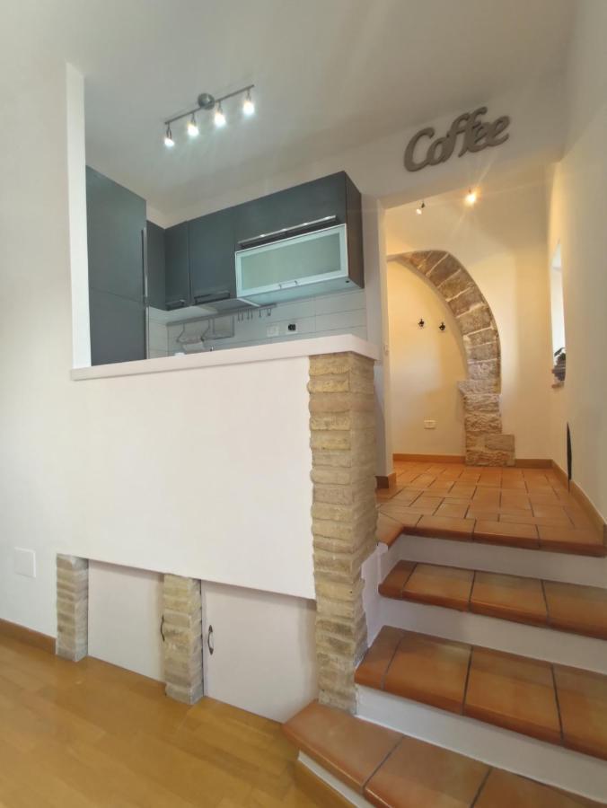 Apartament Mazzini 3 Asyż Zewnętrze zdjęcie